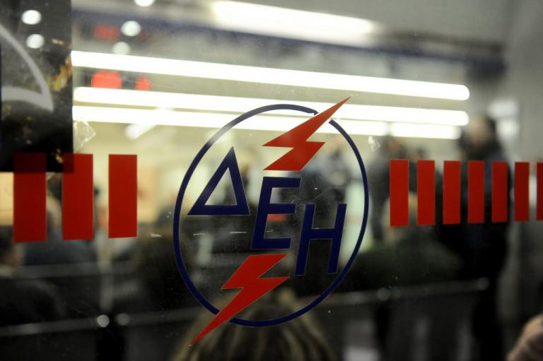 Ποιοι θα δουν μειώσεις ως 50 ευρώ στα τιμολόγια της ΔΕΗ και ποιοι αυξήσεις με τις αλλαγές στις χρεώσεις από 1/1/2018